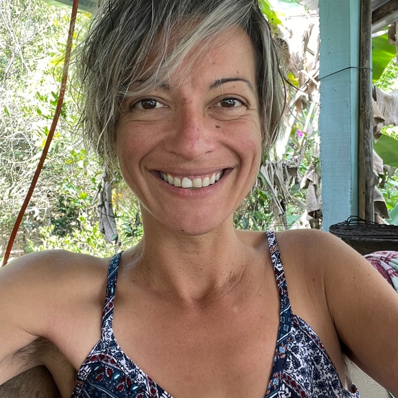 Meet your Posher, Shelly - Picture 9 of 9